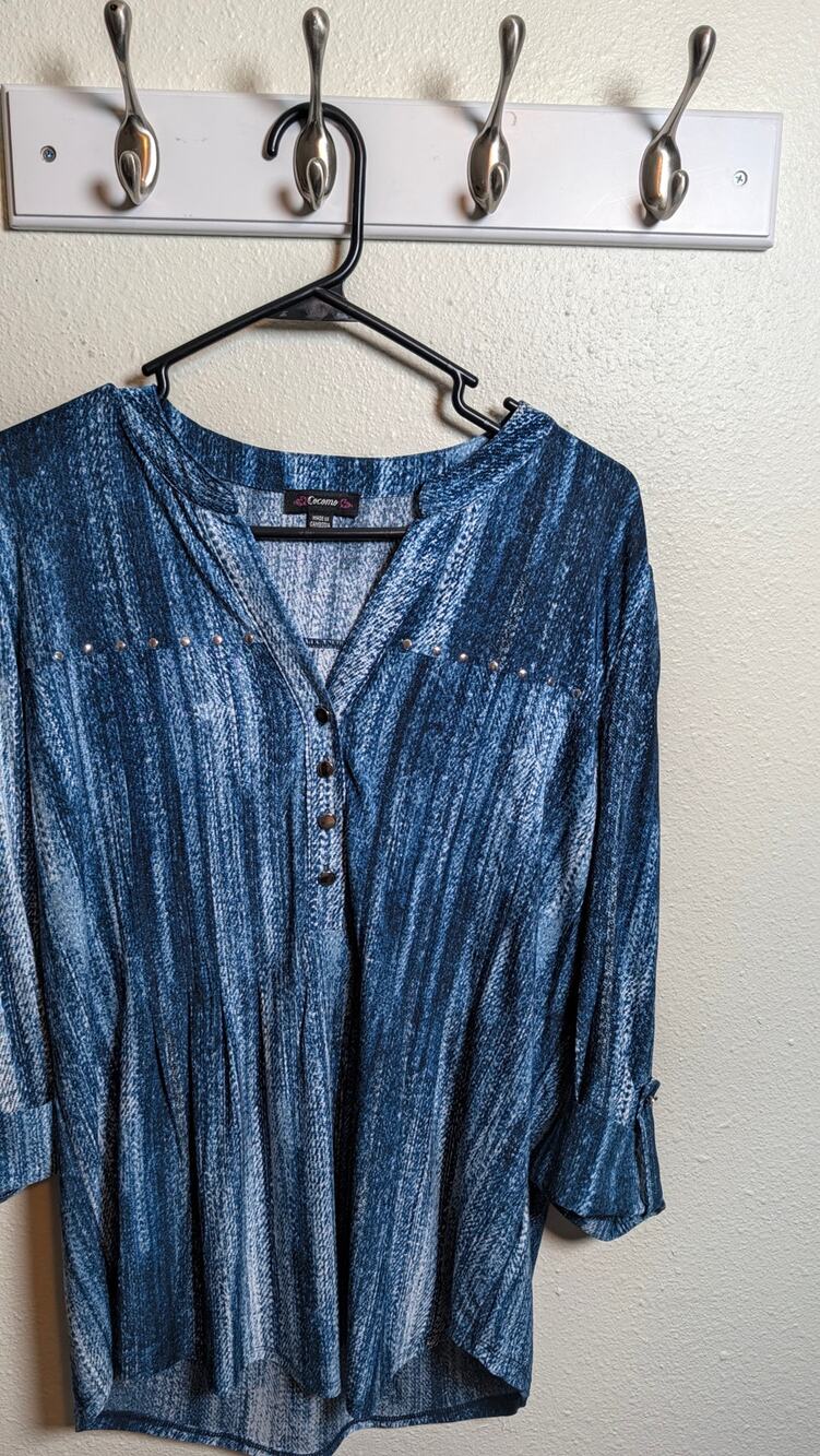 Cocomo Women's Blouse SizeLarge